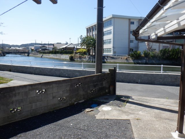 北条浜新田平屋の前面道路含む現地写真