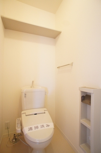 シティーハイムＷＩＮＧ見川　Ｂのトイレ|コンパクトで使いやすいトイレです