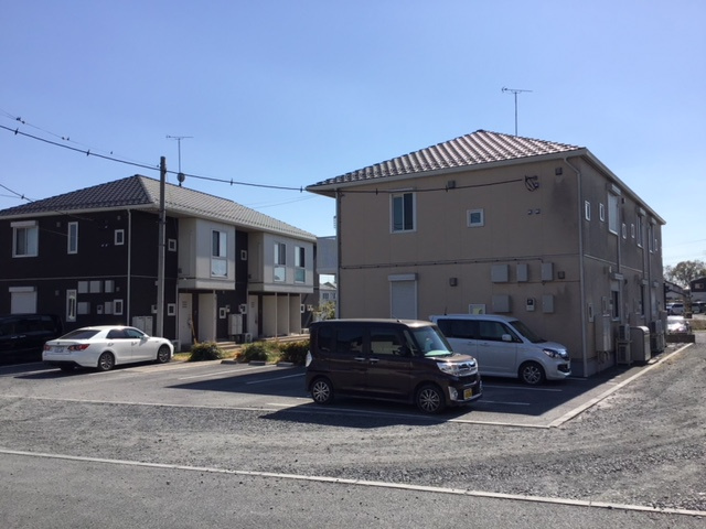 シティーハイムＷＩＮＧ見川　Ｂの駐車場|車をお持ちの方に嬉しい駐車場付きの物件です
