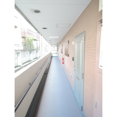 ボナール鶴の玄関