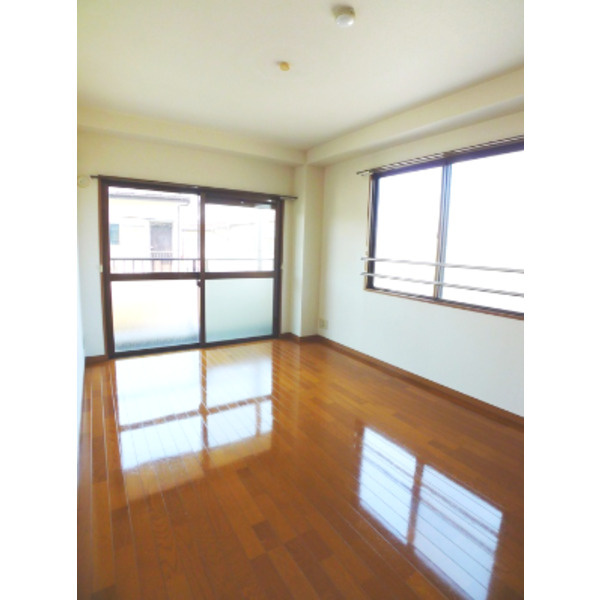 ボナール鶴の内装