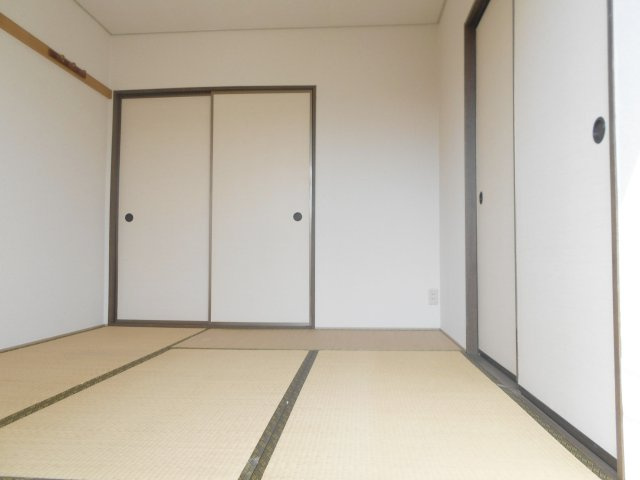 セジュール須恵の和室