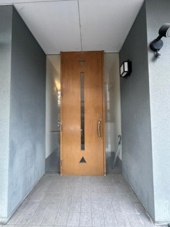 【玄関】 | 西宮市　上甲東園5丁目　中古戸建