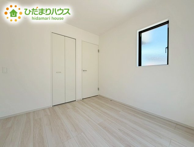 郡山市静町8期　新築戸建の洋室|木の温もりがやさしいフローリング