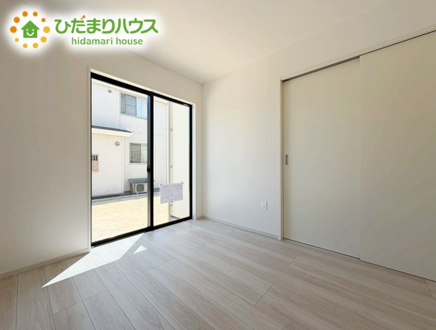郡山市静町8期　新築戸建の洋室|白を基調とした開放感あふれるルームデザイン(^^)