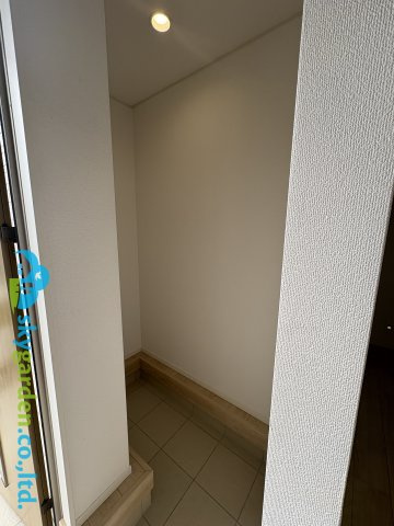 茅ヶ崎市中島第14　新築戸建　全2棟1号棟の収納|玄関土間収納