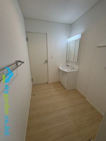茅ヶ崎市中島第14　新築戸建　全2棟1号棟の脱衣所