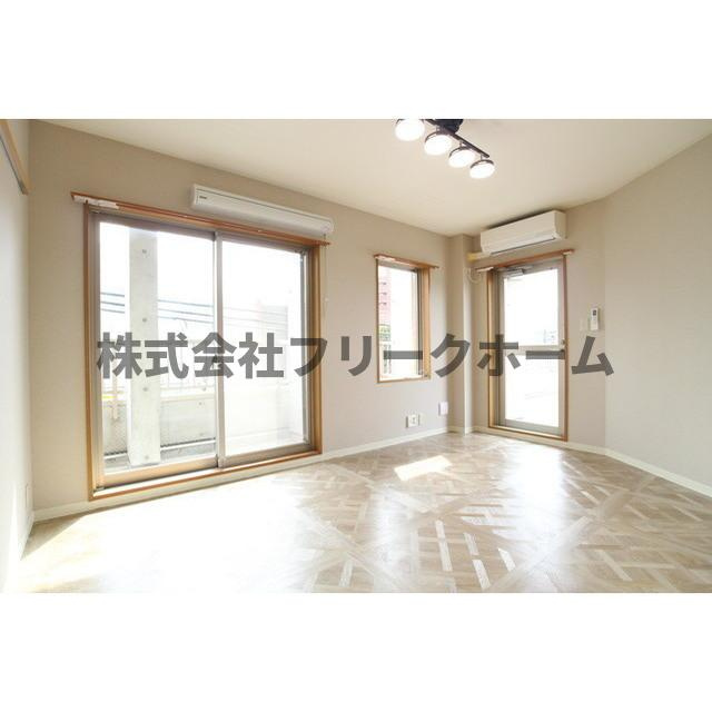 武蔵野市西久保１丁目の賃貸マンションの寝室