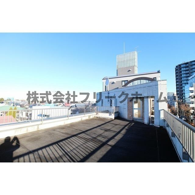 武蔵野市西久保１丁目の賃貸マンションのバルコニー