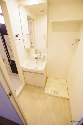 エスリード江坂垂水町　仲介手数料無料の洗面所