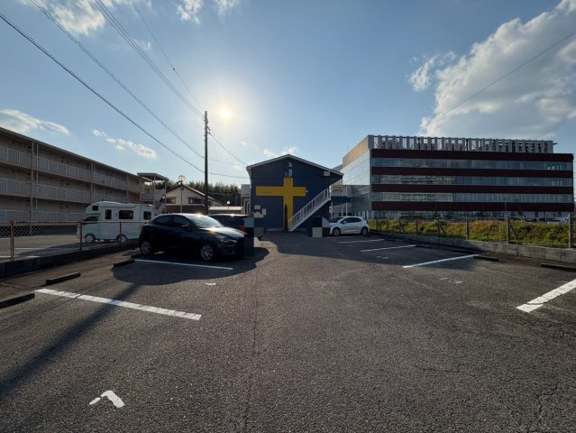 Surplus　One中根の駐車場