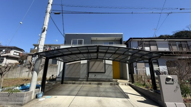 【前面道路含む現地写真】 | 秦野市曽屋　中古住宅　