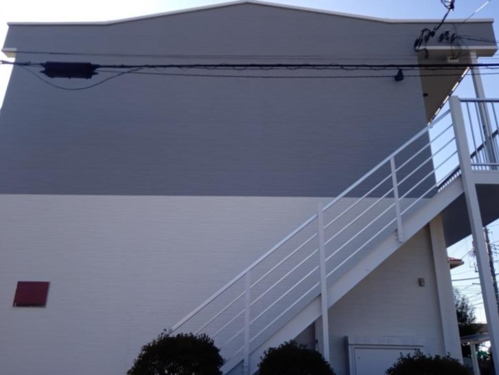 レオパレスメルベージュのエントランス