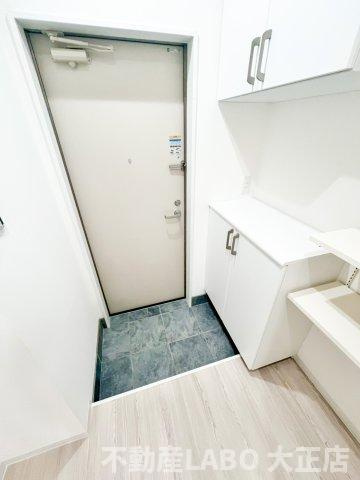 春日出北2丁目PJの玄関