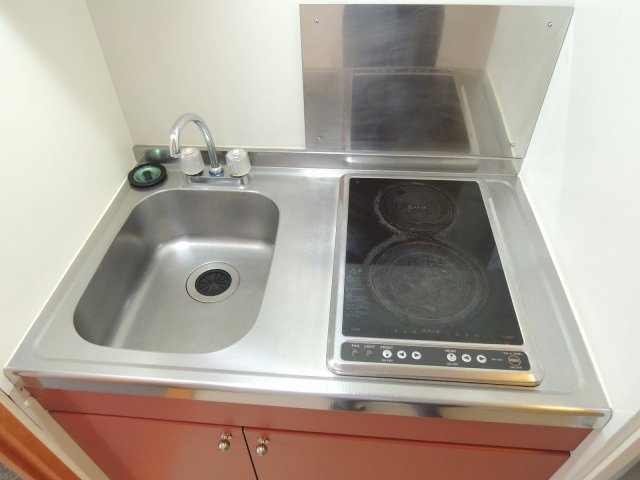 レオパレスセントラル南４条Ｂのキッチン