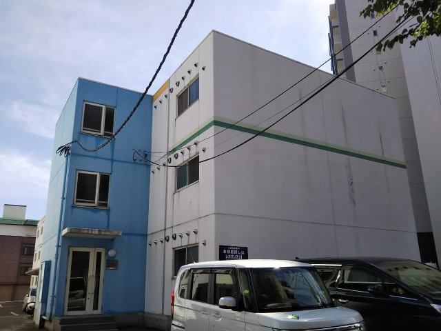 レオパレスセントラル南４条Ｂの外観