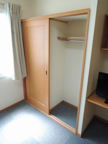 レオパレスセントラル南４条Ｂの内装