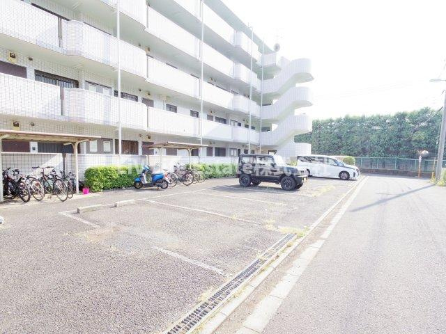 アルテミス立野の駐車場|※同仕様写真
