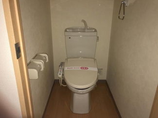 【トイレ】 | ラテーヌ | シャワー付トイレ