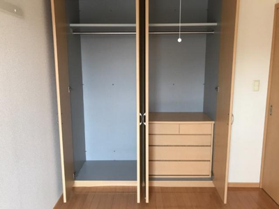 【収納】 | ラテーヌ | クローゼット