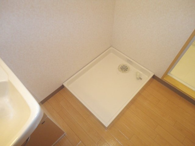 【その他】 | ラテーヌ | 洗濯機置場