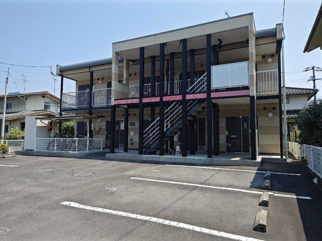 レオパレス長戸の外観