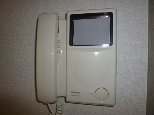 ファミーユ・ヴィラＢのセキュリティ|ＴＶインターホン