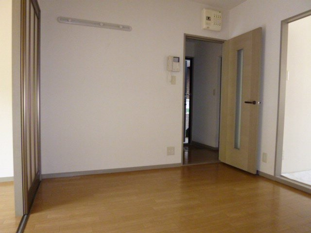 ファミーユ・ヴィラＢの寝室|洋室