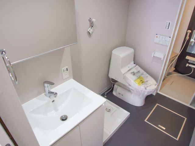 ヘリオス西舞子のトイレ