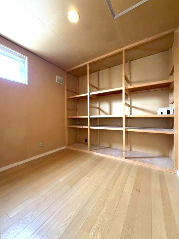 石山2条5丁目の収納