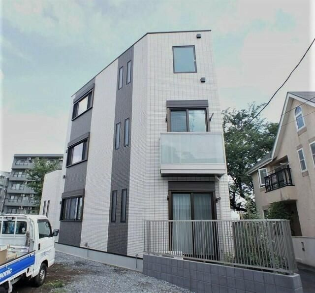 チェリー　アベニュー