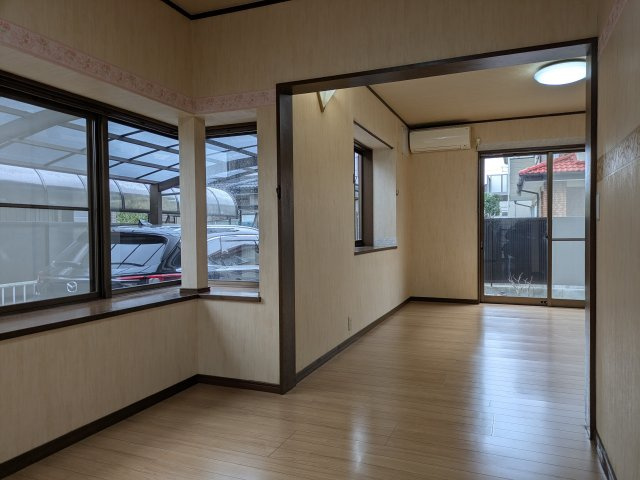 【居間・リビング】 | 東金市菱沼　中古戸建