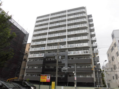 【外観】 | エスリード新大阪ヴェルデ | 高級感のあるマンションです。