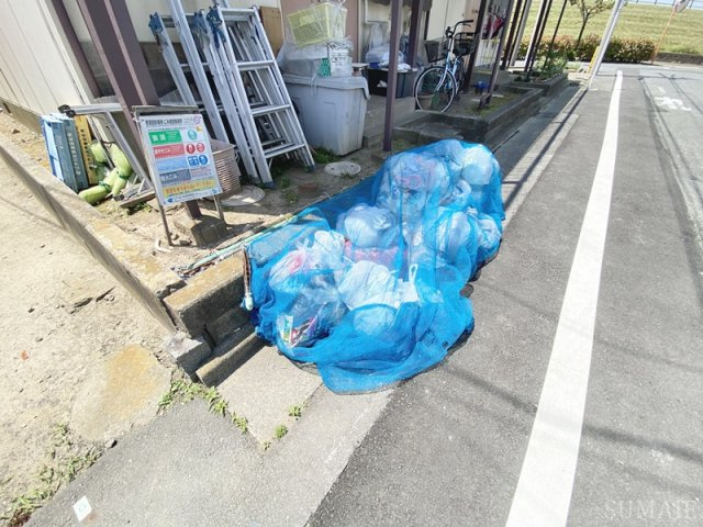 ストークハイツ山口のその他共用部分|ゴミ置き場です♪