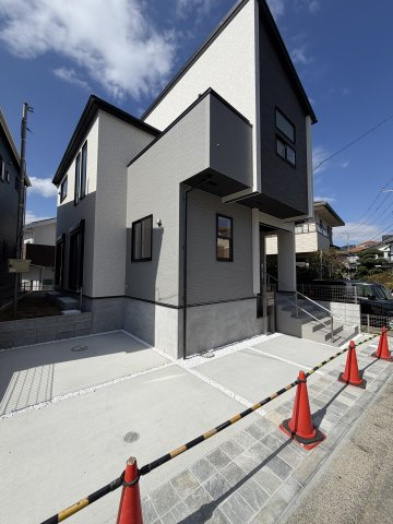 【現地外観画像あり】厚木市愛名　全３棟　１号棟の内装|同じ工務店様の施工例です。