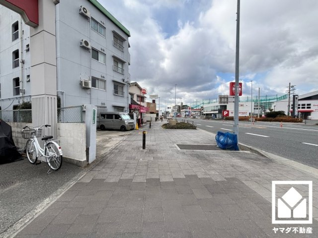 パレ武庫川パート2の周辺|敷地内には屋根付きの駐輪場も完備しており、雨や風、直射日光から自転車を守ることができます。