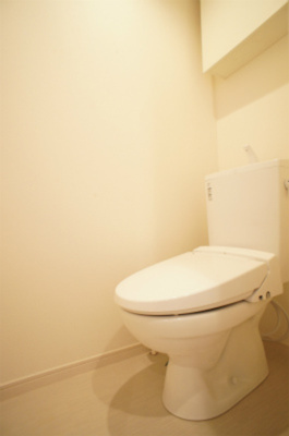 【トイレ】 | リブリ・カーロポンテ