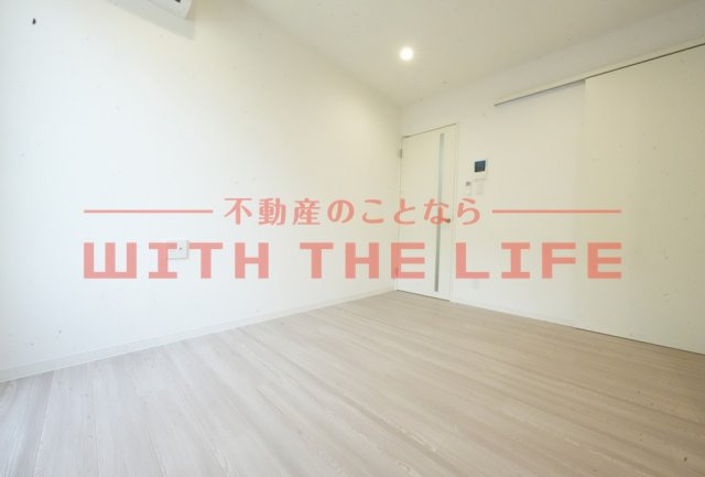 Delica（デリカ）花畑【キャッシュバック対象物件】の居間・リビング|ゆったり過ごせる居間です