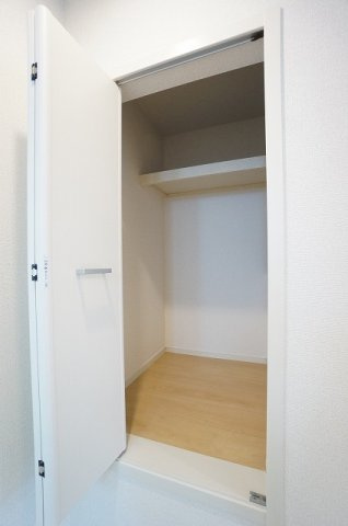 ソレイユルヴァン新町Ⅰの収納