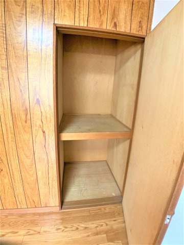 スカイハイツの収納|別部屋同間取りのお写真となります。参考にご覧くださいませ。