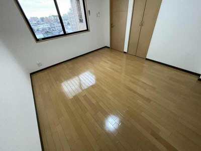 【寝室】 | クィーンライフ桑津