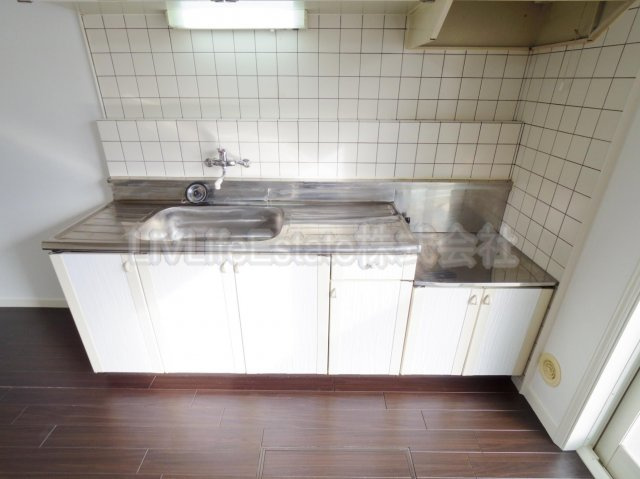 小平タウンハウスのキッチン