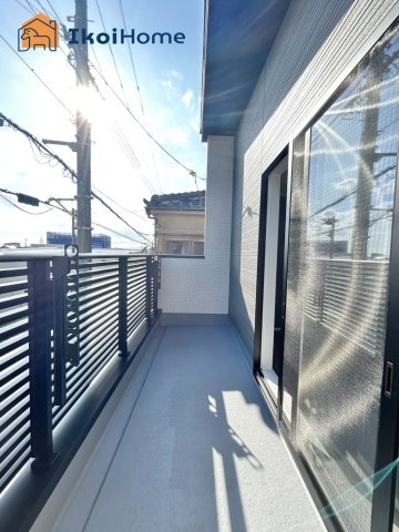 明石市大久保町江井島　新築戸建のバルコニー|【ホームページに現地動画掲載中】●年中無休：当日予約可●バルコニーの屋根は８万円から設置できます。