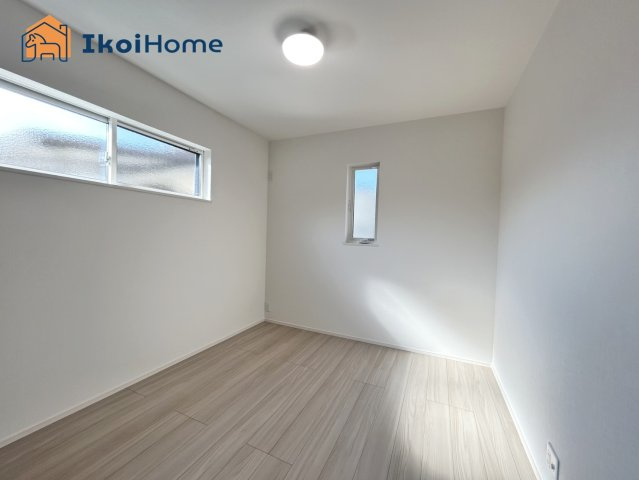 明石市大久保町江井島　新築戸建の子供部屋|【ホームページに現地動画掲載中】●年中無休：当日予約可●全居室ペアガラス標準装備。