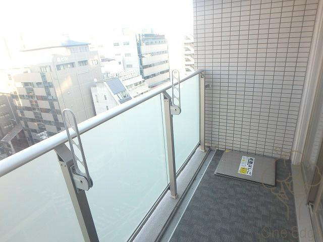 アドバンス東梅田アクシスのバルコニー