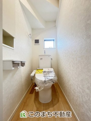 【トイレ】 | CRADLEGARDEN筑西市二木成第2　3号棟 | いつも綺麗に清潔に！シャワー付きトイレです♪
