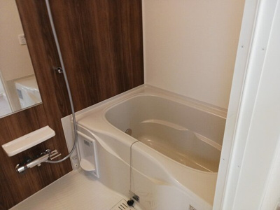 【浴室】 | サニースポット | 落ち着いた空間のお風呂です