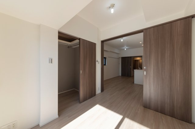 プラウドフラット文京千駄木の洋室