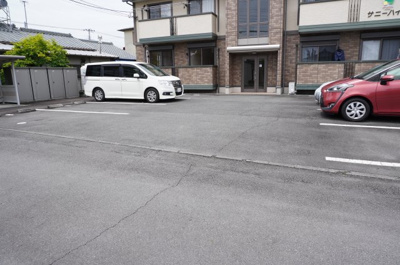 【駐車場】 | サニーハイム | 平置き駐車場