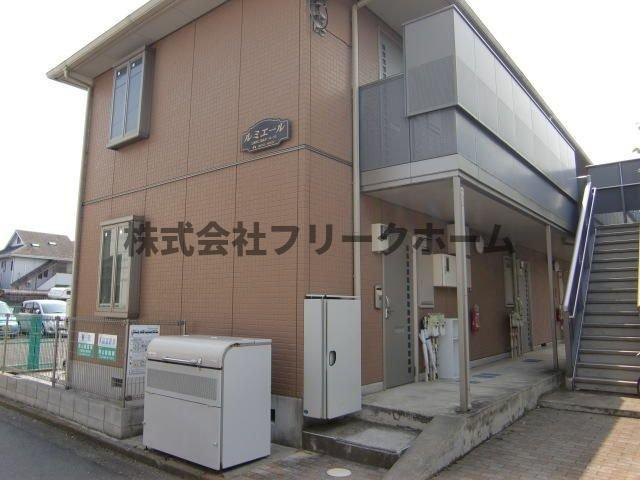 三鷹市上連雀８丁目のアパートの外観